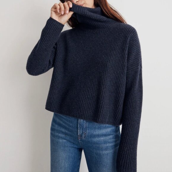 Madewell Navy (Re)sourced Cashmere Crop Turtleneck Sweater - Picture 4 of 7